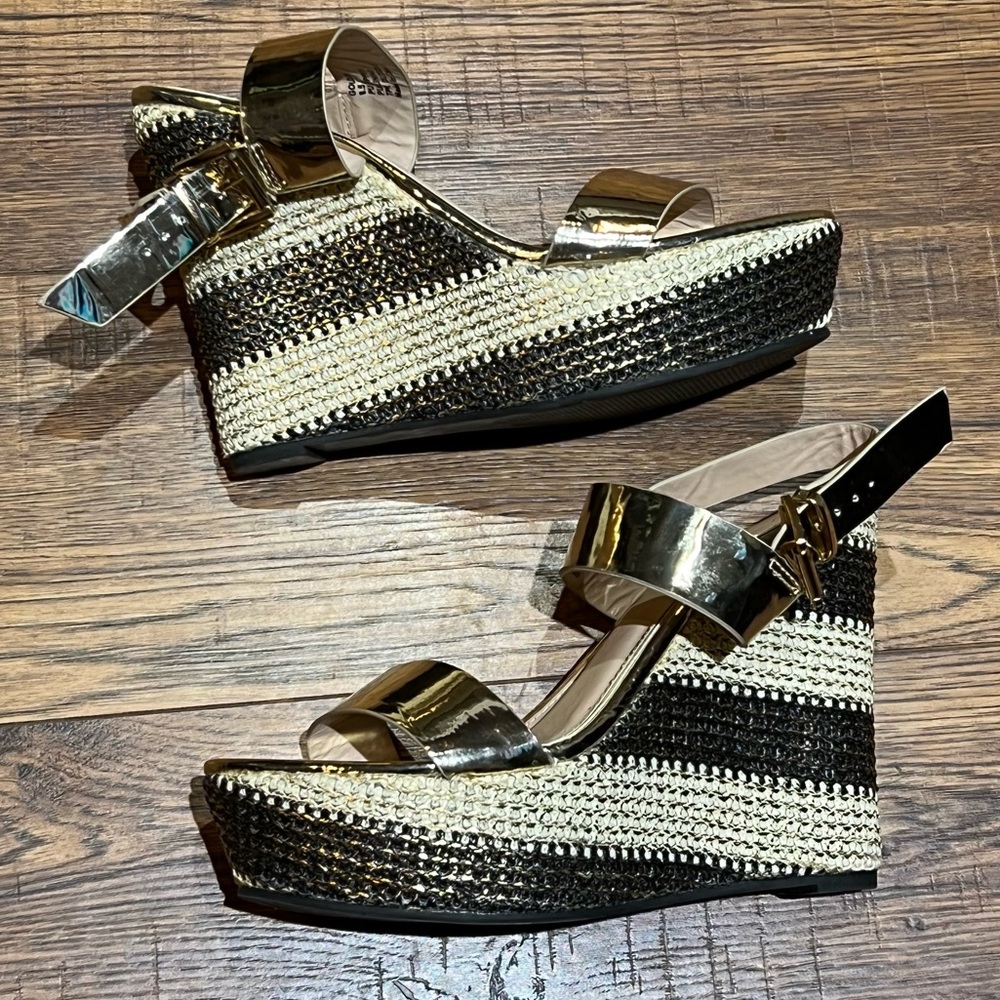 London Rag Wedge Sandals Size 8.5
